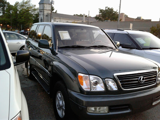 Car Dealer «Schott Auto Sales», reviews and photos, 2204 Frankfort Ave, Louisville, KY 40206, USA