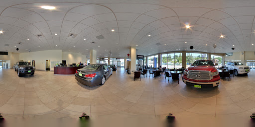 Toyota Dealer «Toyota of Lake City», reviews and photos, 13355 Lake City Way NE, Seattle, WA 98125, USA