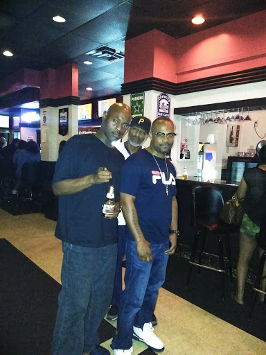 Bar «The Social Club Lounge and Event Venue», reviews and photos, 4419 Crossroads Center, Columbus, OH 43232, USA