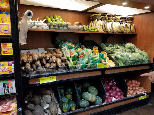 Grocery Store «C-Town Supermarkets», reviews and photos, 560 W 125th St, New York, NY 10027, USA