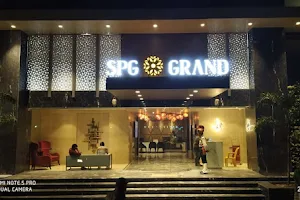 Hotel SPG Grand image