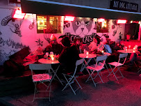 Atmosphère du Restaurant de hot-dogs Cool Cats à Chamonix-Mont-Blanc - n°20