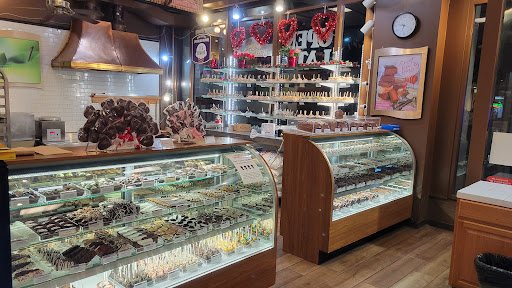 Chocolate Shop «Rocky Mountain Chocolate Factory», reviews and photos, 1419 1st Ave, Seattle, WA 98101, USA