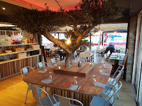 Atmosphère du Restaurant de spécialités provençales Le Galion à La Londe-les-Maures - n°8