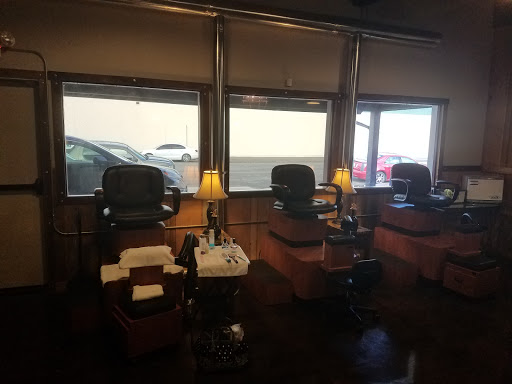 Hair Salon «Hair Company Etc Salon & Day Spa», reviews and photos, 196 S 2nd St, Coos Bay, OR 97420, USA