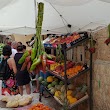 MERCATO STRADALE FRUTTI E VERDURE