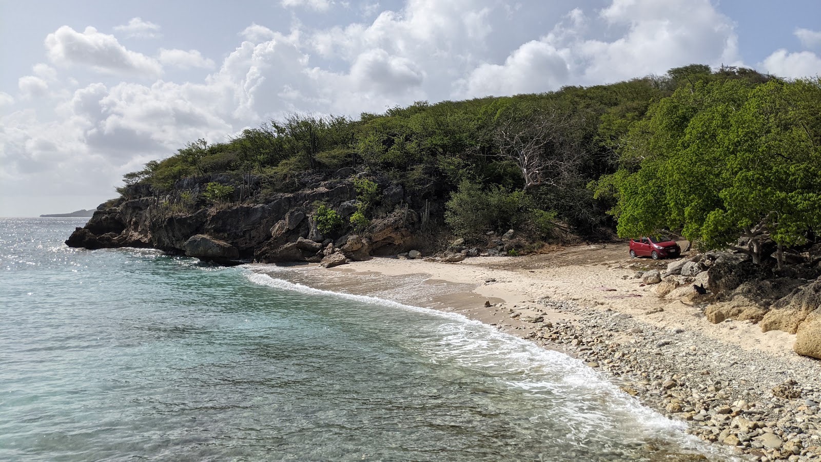Photo de Playa Hundu avec petite baie
