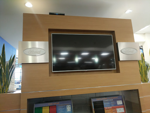 Ford Dealer «Fiesta Ford», reviews and photos, 78990 Varner Rd, Indio, CA 92203, USA