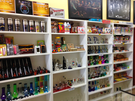 Tobacco Shop «PRIMO SMOKE SHOP», reviews and photos, 321 W Huntington Dr, Monrovia, CA 91016, USA