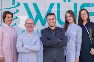 Clínica Wüst - implantes dentários, estética e saúde image