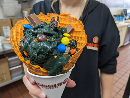 Ice Cream Shop «Cold Stone Creamery», reviews and photos, 5120 95th St, Oak Lawn, IL 60453, USA