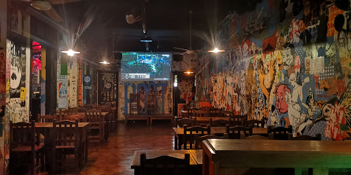 Post Street Bar - Graffiti bar