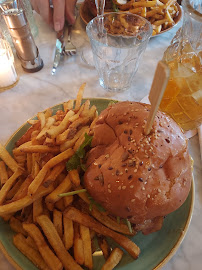 Sandwich au poulet du Restaurant Maison Sauvage Victor Hugo à Paris - n°7