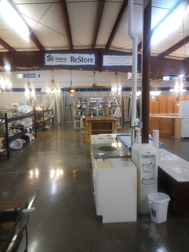 Home Improvement Store «Habitat for Humanity ReStore, Home Improvement», reviews and photos, 5430 Yahl St, Naples, FL 34109, USA