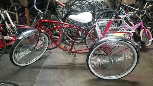 Bicycle Store «Compton Bike Shop», reviews and photos, 1716 N Long Beach Blvd, Compton, CA 90221, USA