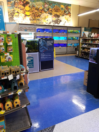 Pet Supply Store «Petco Animal Supplies», reviews and photos, 450 N Rte 17, Paramus, NJ 07652, USA