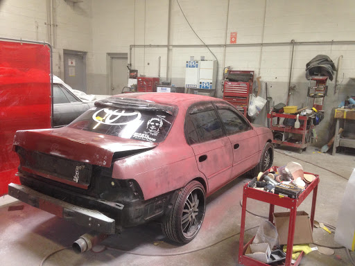 Auto Body Shop «Maaco Collision Repair & Auto Painting», reviews and photos, 78 Sylvan St, West Springfield, MA 01089, USA