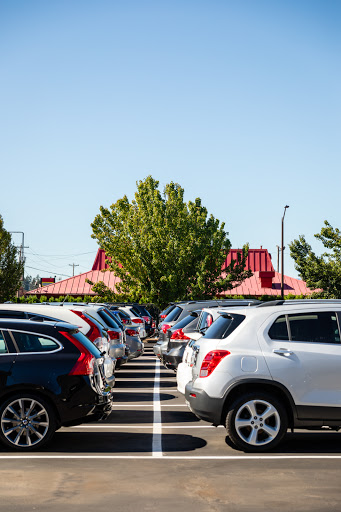 Used Car Dealer «Beaverton Car Company», reviews and photos, 10680 SW Canyon Rd, Beaverton, OR 97005, USA