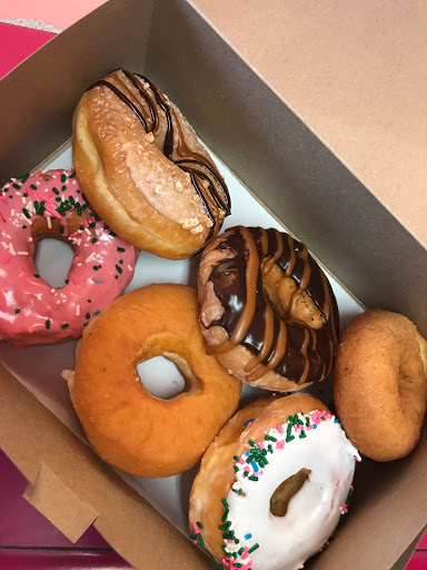 Donut Shop «Donut Kingdom», reviews and photos, 685 W Tennessee St, Tallahassee, FL 32304, USA