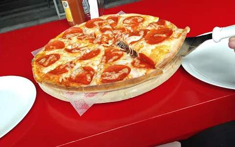 Pizza de Barrio and Carwash image