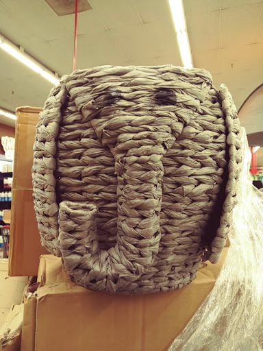 Grocery Store «Grocery Outlet Bargain Market», reviews and photos, 1060 N Wilson Way, Stockton, CA 95205, USA