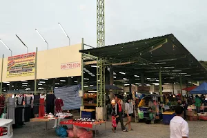 Kwang Thong Market image