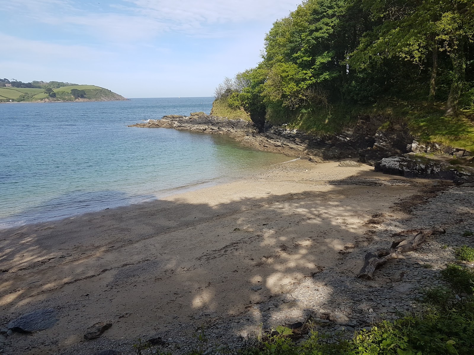 Foto van Bosahan Cove met hoog niveau van netheid