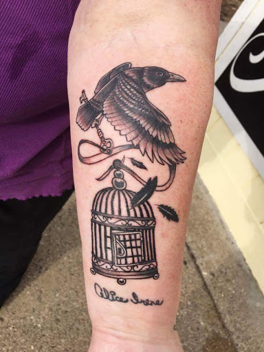 Tattoo Shop «Six1Six Tattoo Studio», reviews and photos, 526 Leonard St NW, Grand Rapids, MI 49504, USA