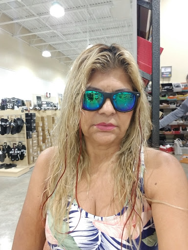 Shoe Store «DSW Designer Shoe Warehouse», reviews and photos, 1160 Broadway, Saugus, MA 01906, USA