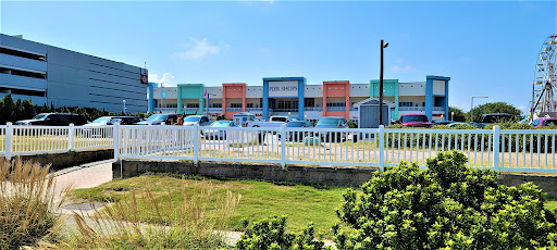 Gift Shop «Beach Pier Gift Shop», reviews and photos, 1415 Atlantic Ave, Virginia Beach, VA 23451, USA