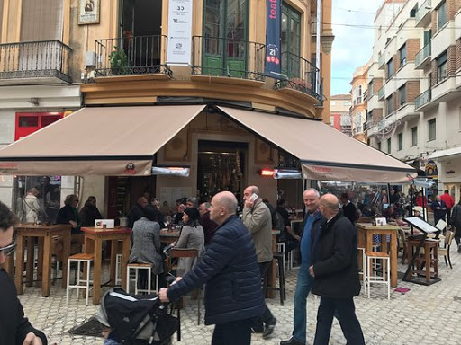 Información y opiniones sobre 21 bou de Málaga