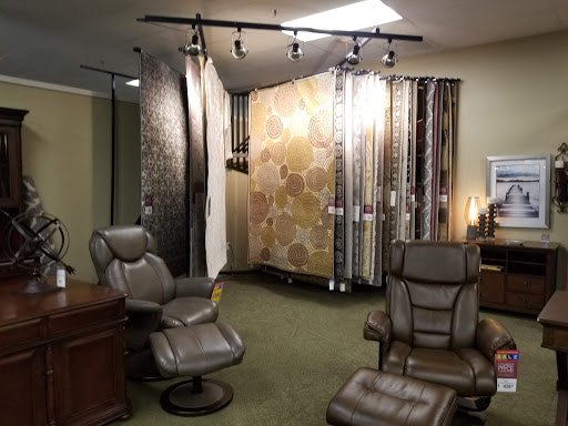 Furniture Store «Raymour & Flanigan Furniture and Mattress Store», reviews and photos, 2795 Richmond Ave, Staten Island, NY 10314, USA