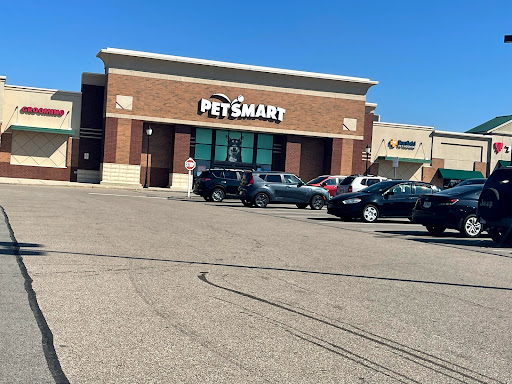 Pet Supply Store «PetSmart», reviews and photos, 7574 Voice of America Centre Dr, West Chester Township, OH 45069, USA