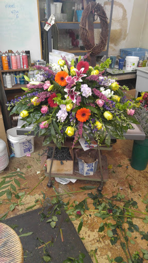 Florist «Blossom Shoppe», reviews and photos, 102 E Washington St, Princeton, KY 42445, USA