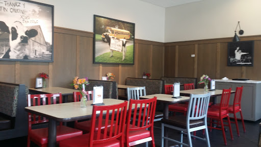 Fast Food Restaurant «Chick-fil-A», reviews and photos, 2711 N Belt Line Rd, Irving, TX 75062, USA