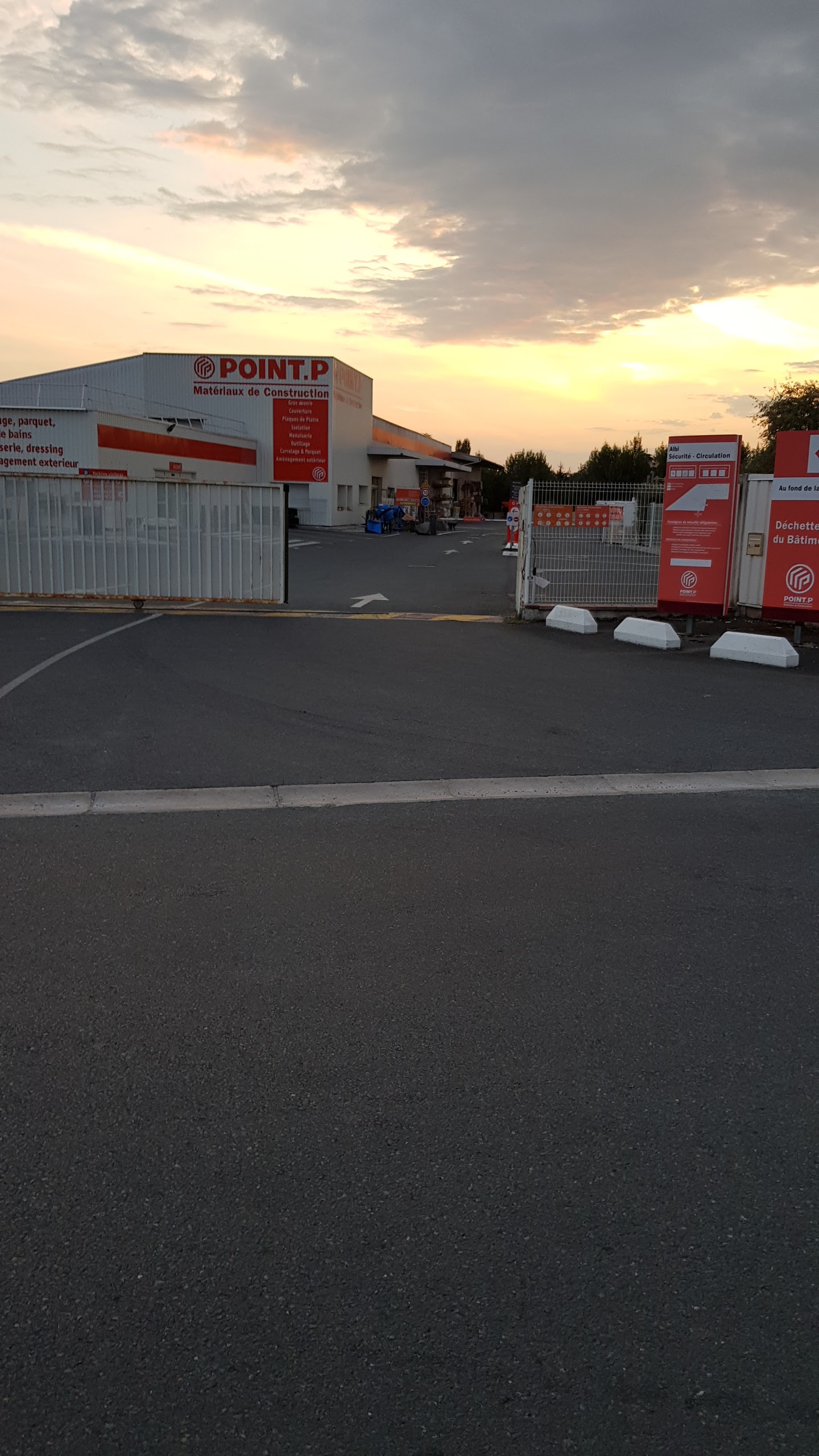Photo n° 1 de l'avis de Alexrept.i fait le 12/09/2018 à 12:35