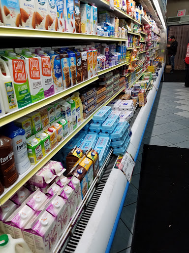 Supermarket «Top Tomato Superstore», reviews and photos, 240 Page Ave, Staten Island, NY 10307, USA