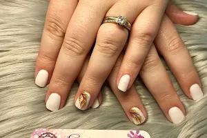 Spring nails spa image