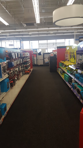 Office Supply Store «Staples», reviews and photos, 176 S Broadway, Salem, NH 03079, USA