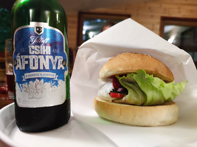 Kikötő Pizzéria - Pizza