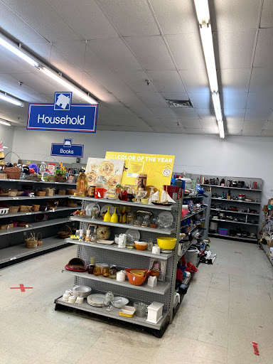 Thrift Store «Goodwill Industries of Greater Cleveland & East Central Ohio», reviews and photos, 12650A Rockside Rd, Cleveland, OH 44125, USA