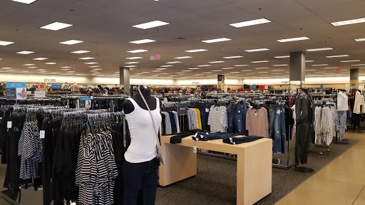 Department Store «Nordstrom Rack Fair Lakes Promenade», reviews and photos, 12199 Fair Lakes Promenade Dr, Fairfax, VA 22033, USA