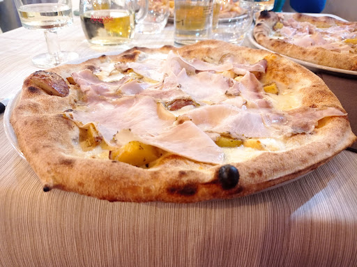 Pizzeria il Cigno in Sommariva del Bosco, Provincia di Cuneo