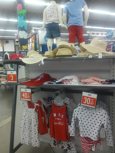 Clothing Store «Old Navy», reviews and photos, 747 NW 12th St, Gresham, OR 97030, USA