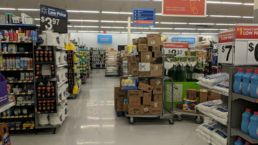 Discount Store «Walmart», reviews and photos, 2225 Plaza Pkwy, Modesto, CA 95350, USA