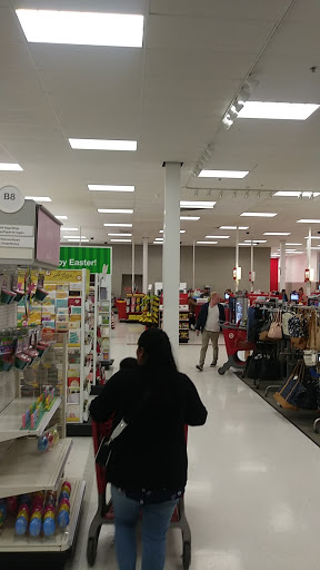 Department Store «Target», reviews and photos, 200 W Orangethorpe Ave, Fullerton, CA 92832, USA