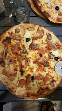 Pizza du Pizzeria Le Monde à sa Porte à Lagnes - n°4