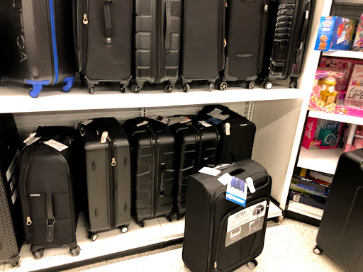 Clothing Store «Ross Dress for Less», reviews and photos, 19 Colma Blvd, Colma, CA 94014, USA