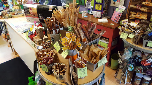 Pet Supply Store «Bad Dog Frida», reviews and photos, 2094 Atwood Ave, Madison, WI 53704, USA