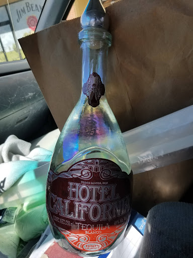 Liquor Store «Mission Liquor Store», reviews and photos, 1801 E Washington Blvd, Pasadena, CA 91104, USA